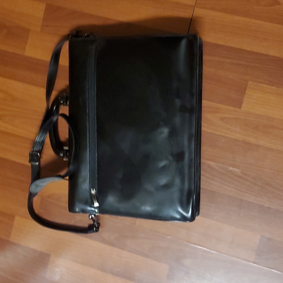 Tonino Lamborghini 100% Italian black leather briefcase - Picture 5 of 10